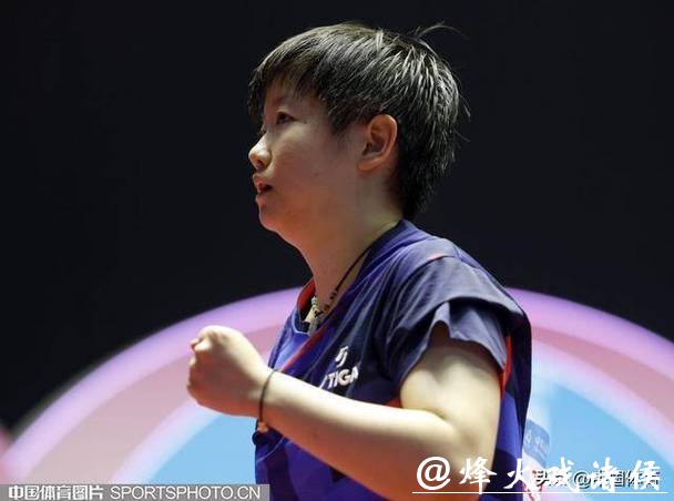 孙颖莎4-0完胜刘斐 晋级十五运会女单半决赛