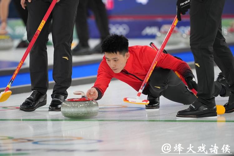 冬奥会冰壶男子循环赛:中国队6-8不敌挪威队 冬奥会冰壶男子循环赛:中国队6-8不敌挪威队