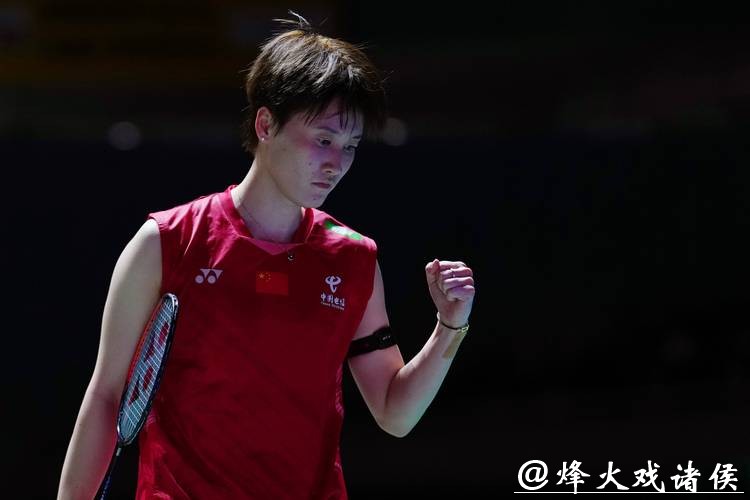 陈雨菲2-0横扫晋级 闯入羽毛球世锦赛女单8强